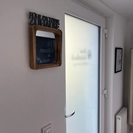 Haus Hutzelbuck In Idyllisch-gruener Lage Naehe An *