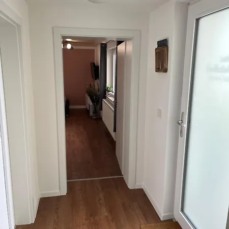 Haus Hutzelbuck In Idyllisch-gruener Lage Naehe An * أنسباخ