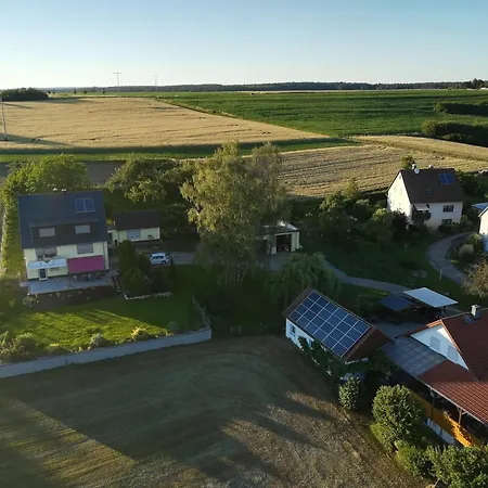 Appartamento Haus Hutzelbuck In Idyllisch-gruener Lage Naehe An