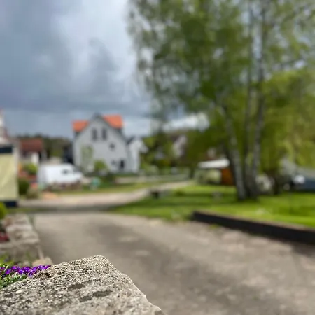 شقة Haus Hutzelbuck In Idyllisch-gruener Lage Naehe An أنسباخ